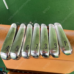 스릭슨 ZX7 Mk II 아이언 세트 판매합니다