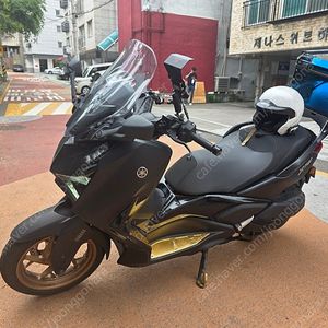 XMAX300 24년식 판매합니다