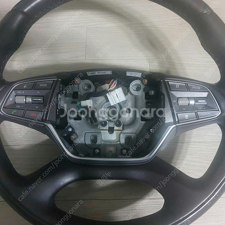EQ900 순정 스티어링 휠(에어백X) 브라운 A급 판...--1