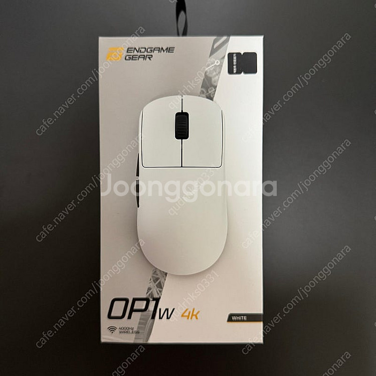 엔드게임기어 op1w 4k 화이트 판매합니다 op1--0
