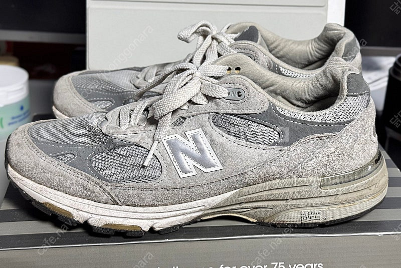 뉴발란스 993 그레이 270사이즈--0