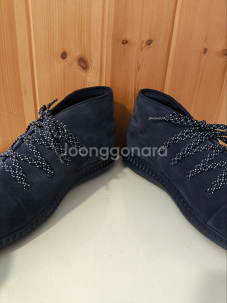 285mm 언더아머 벨로체 미드 스웨이드--5