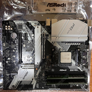 5600, b550, 32gb 팝니다.
