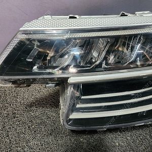 셀토스 헤드램프 운전석 12PIN 92180-Q5200 팝니다