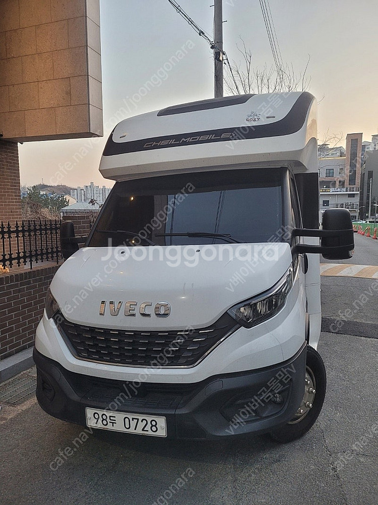 (급매)2021년 이베코풀옵션 캠핑카--1
