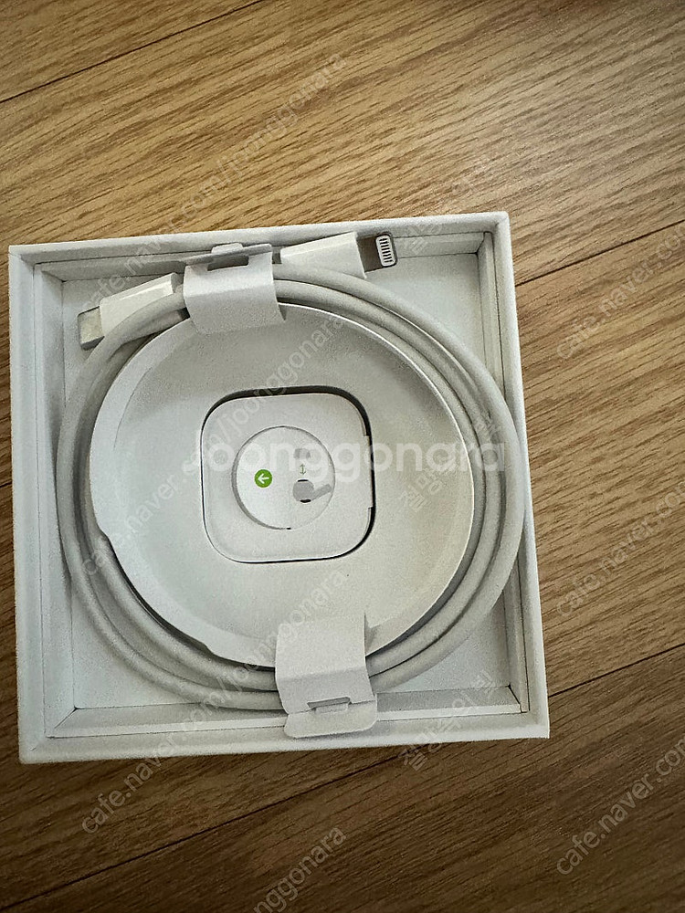 에어팟 프로 1세대 라이트닝 맥세이프--3