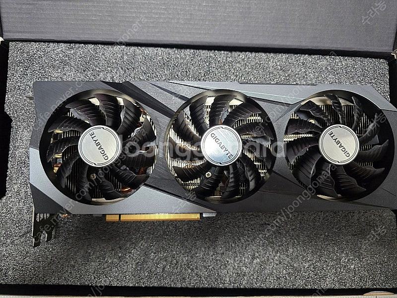 RX6800 게이밍OC 팝니다--0