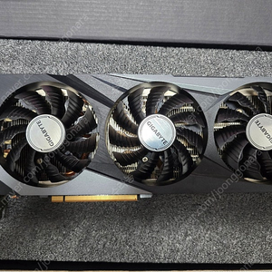RX6800 게이밍OC 팝니다