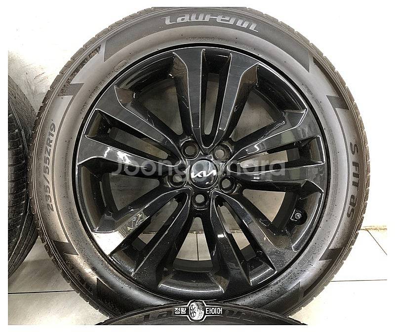 올뉴카니발 19인치 블랙 휠 타이어 235/55R19--3