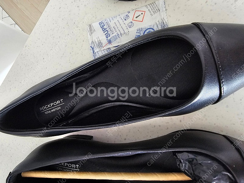 해외락포트 플랫 켄지 토탈모션 여성화 신발 블랙레더--2