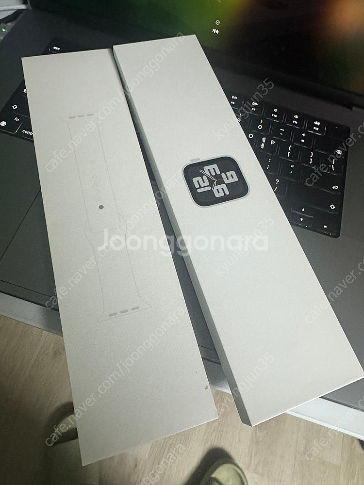 애플워치se2 44mm 팝니다--0