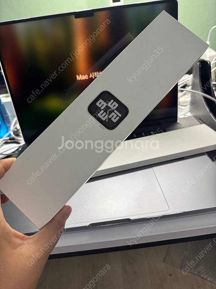 애플워치se2 44mm 팝니다--2