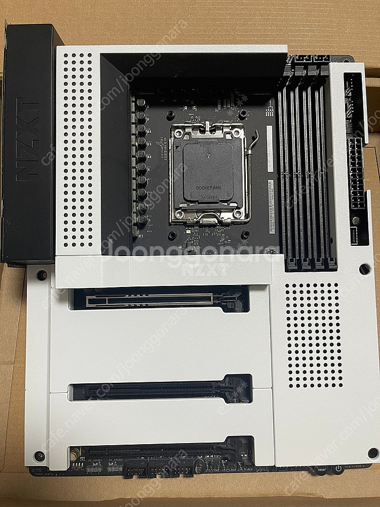 NZXT N7 B650E Matte White--0