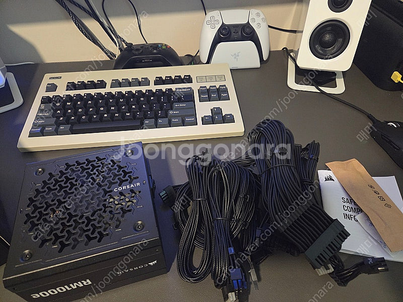 CORSAIR RM1000e ATX3.1 판매 합니다.--2