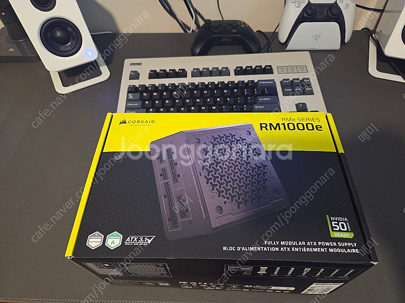 CORSAIR RM1000e ATX3.1 판매 합니다.--0