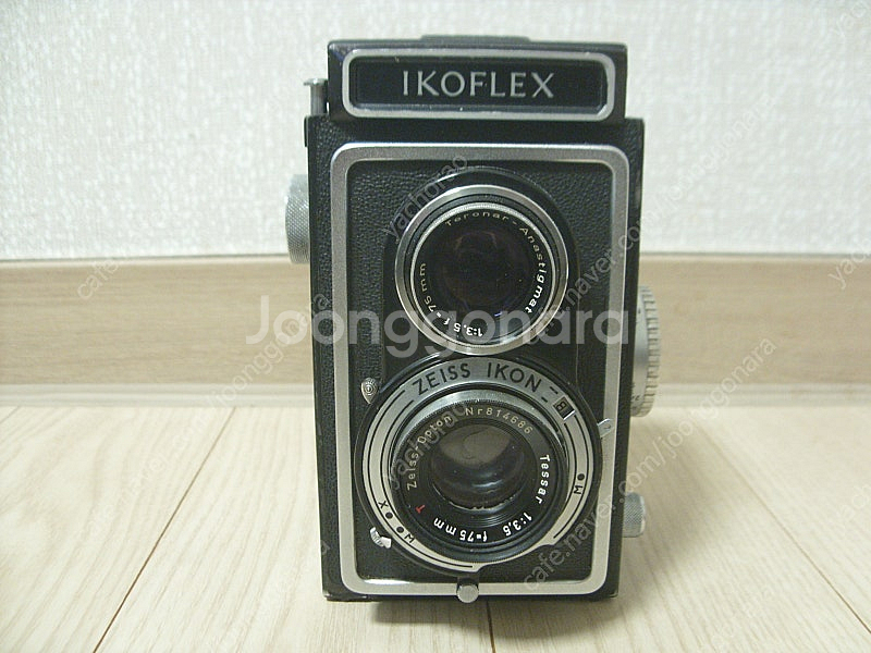 ZEISS IKON IKOFLEX 1B (TLR) + ...--0