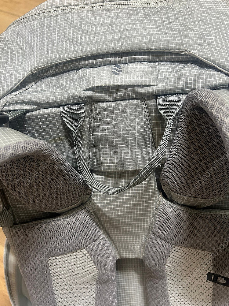 도이터 에어컨택트 울트라 50 신형 팝니다.--2