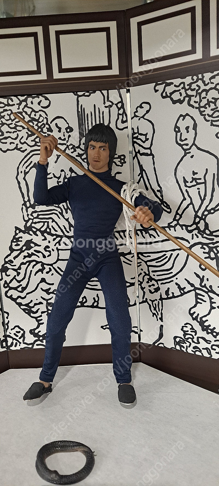 용쟁호투 고퀄리티 이소룡한정판피규어 28cm 2PS--1