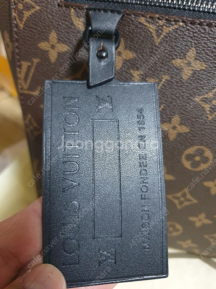 루이비통 백팩 남여공용 큰싸이즈 샤넬 구찌 프라다 셀린...--6