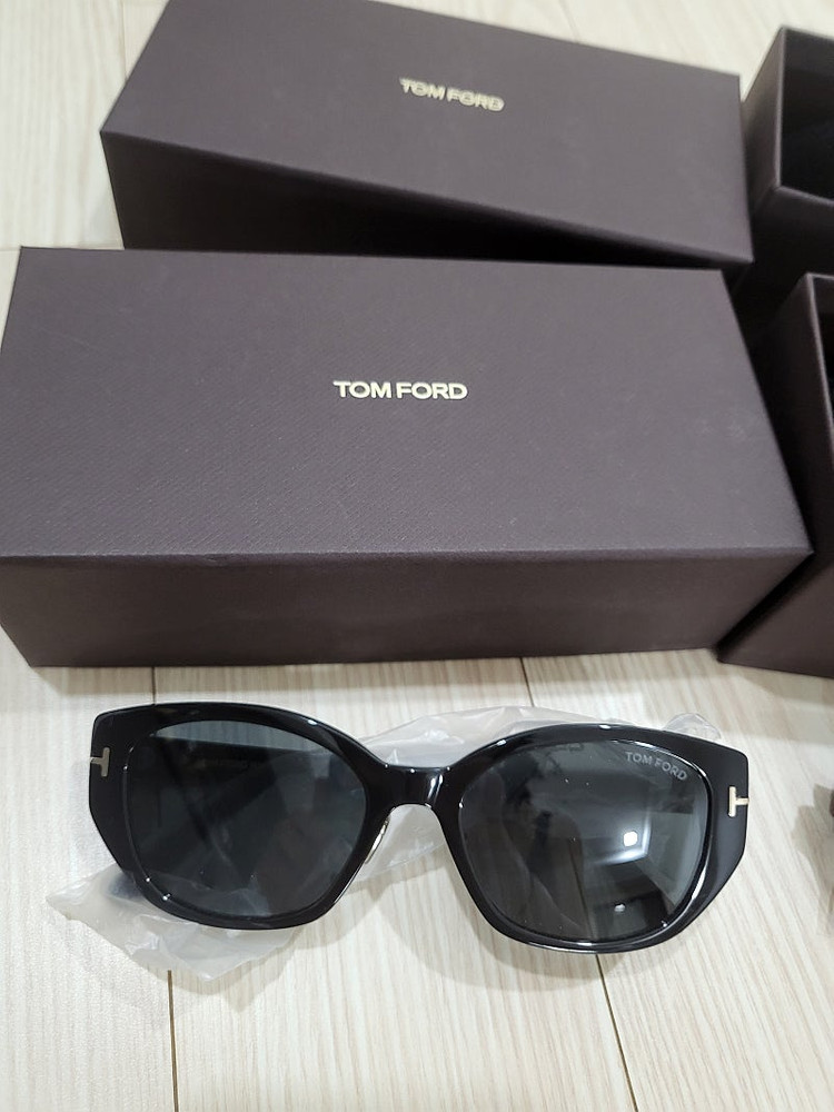 톰포드선글라스 새상품 이미지