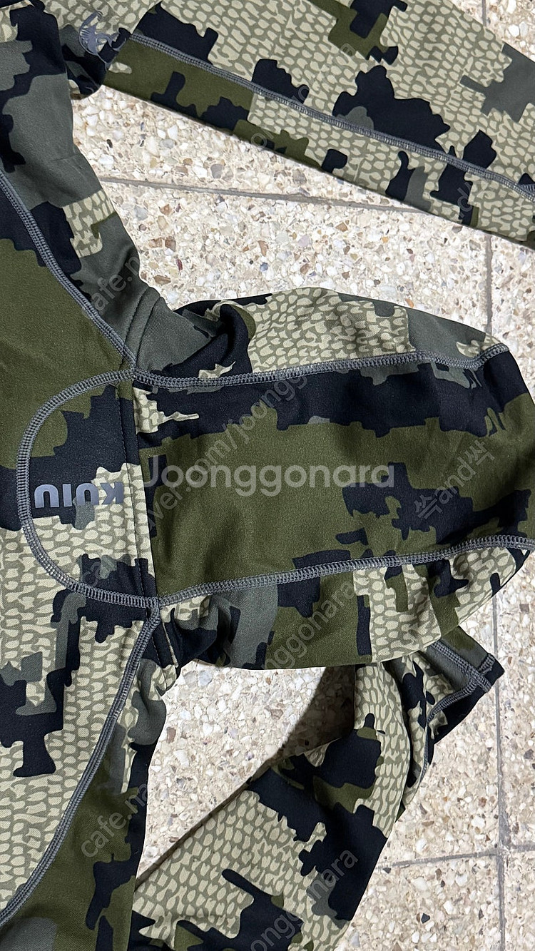 KUIU peloton 97 fleece zip-t h...--9