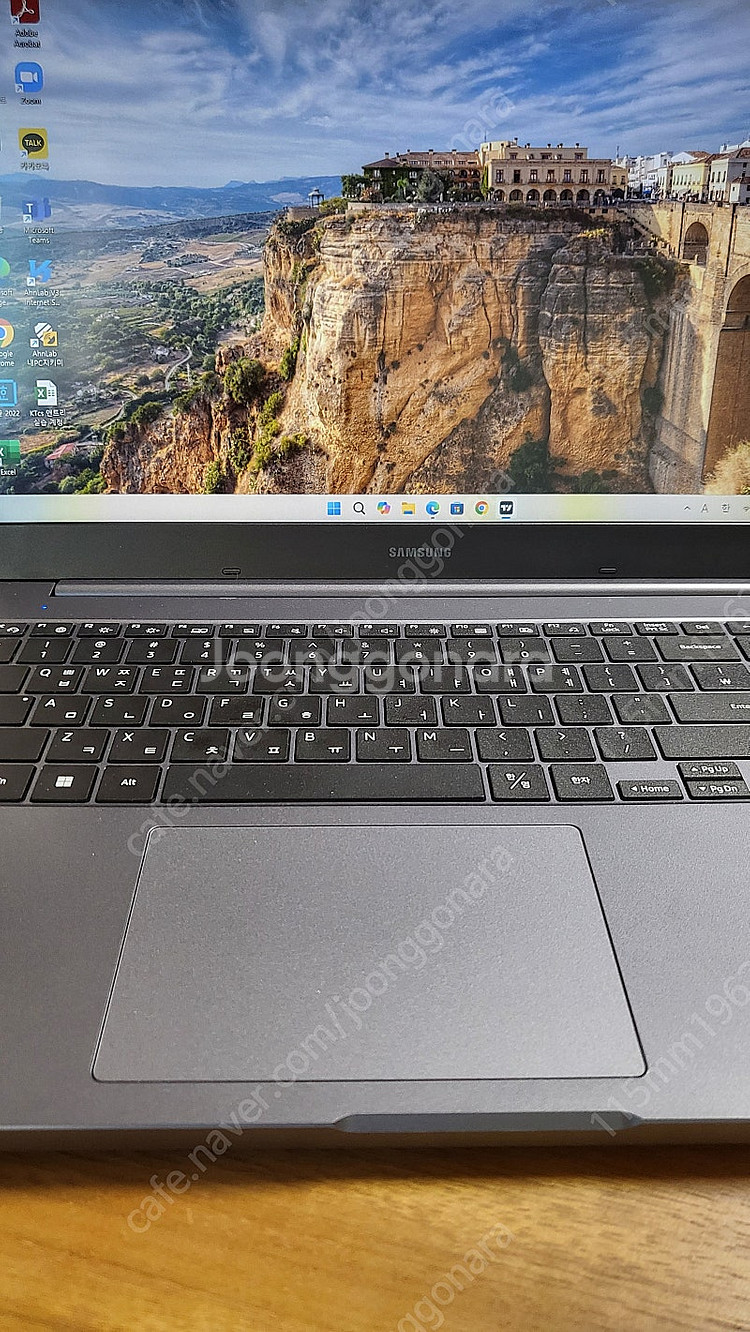 삼성노트북 NT550XDA RAM8GB 저장500GB--4