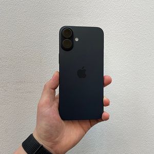 아이폰16플러스 블랙 128GB 배터리100% 상태좋은 중고96만팜