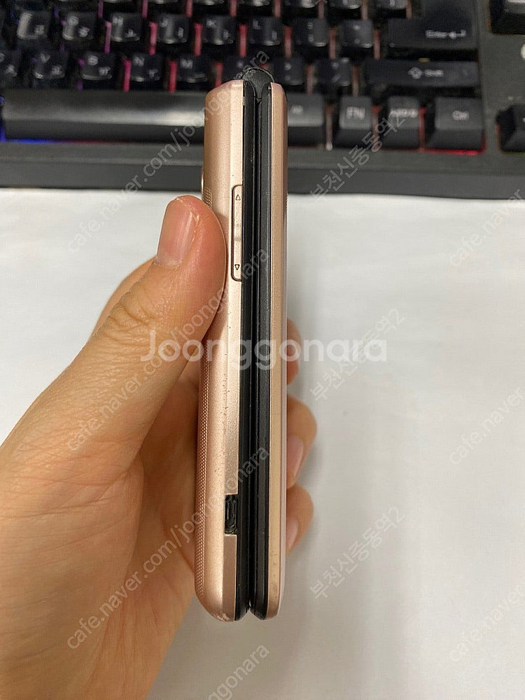 198063 LG폴더폰 공신폰 골드 외관깔끔 8GB 공...--3