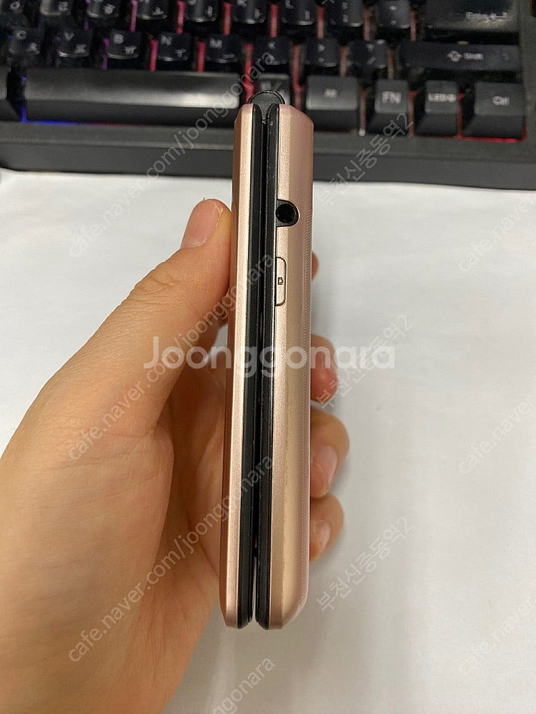 198063 LG폴더폰 공신폰 골드 외관깔끔 8GB 공...--4