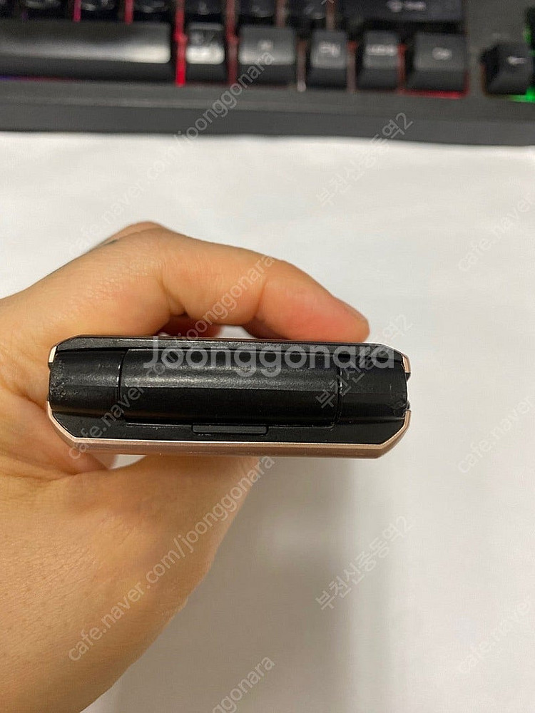 198063 LG폴더폰 공신폰 골드 외관깔끔 8GB 공...--6