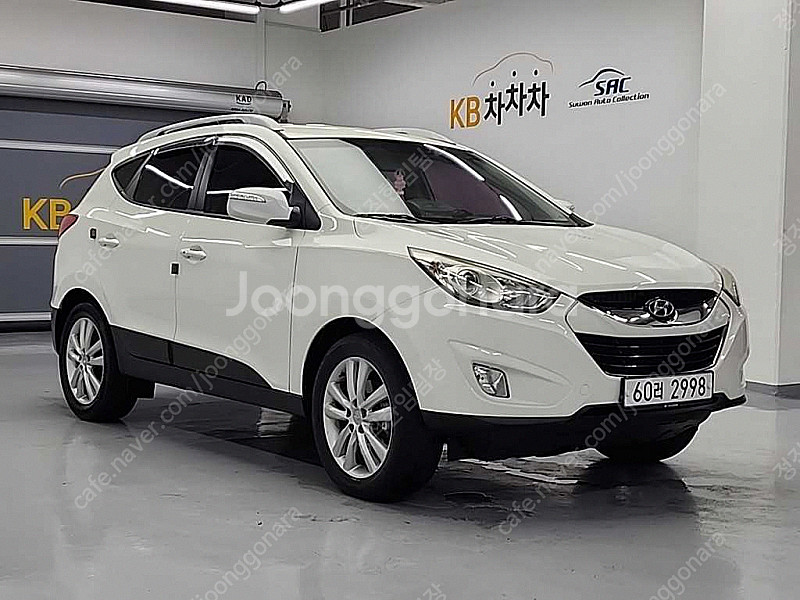 현대 투싼iX 2WD VGT LX20 중고차 선착순 판...--3
