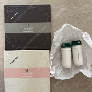 스타벅스 팬앤플레이트 및 스탠리 미니캠핑컵 미개봉새상품 이미지