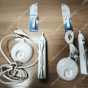 (가격 2번 내림) 트리플 브리스틀 오리지널 음파 전동칫솔 3중모(미국특허, 충전형)을 택배비 포함 50,000원에 팝니다