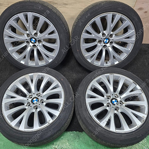 BMW F07 5GT 19인치 순정휠타이어 넥센 AU5 245 45 19 / 275 40 19 17년생산 잔량 30%내외 교체권장 한대분 일괄 35만원 휠 기스 많습니