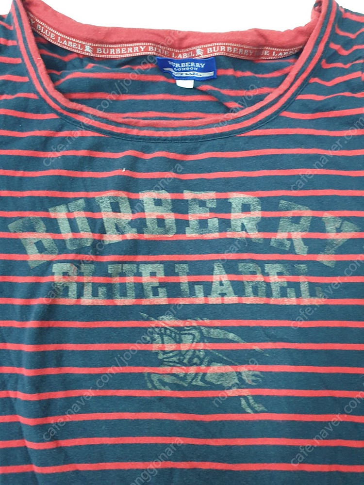 버버리 여성용 티셔츠 판매합니다--2