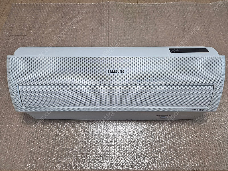 삼성 투인원용 벽걸이에어컨 실내기 AR06R5170HE...--0
