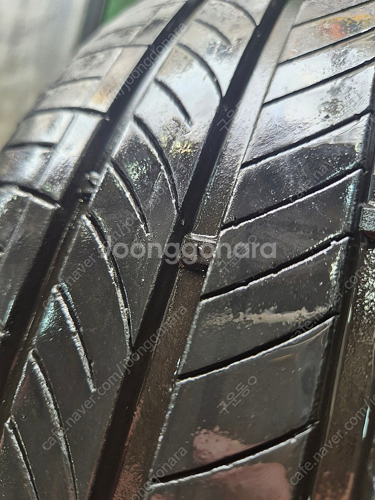 225 50 18 한국타이어 s2 as 중고타이어 1개...--3