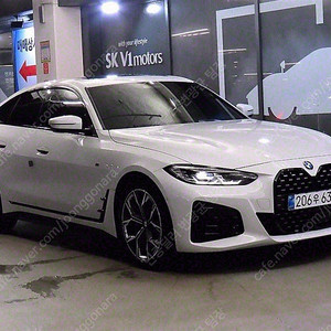 BMW 4시리즈 중고차 할부 420i 쿠페 개인사업자 차량구매 수입중고차 2024년식 5,095km 420i 그란쿠페M 스포츠 퍼포먼스팩 수원중고차