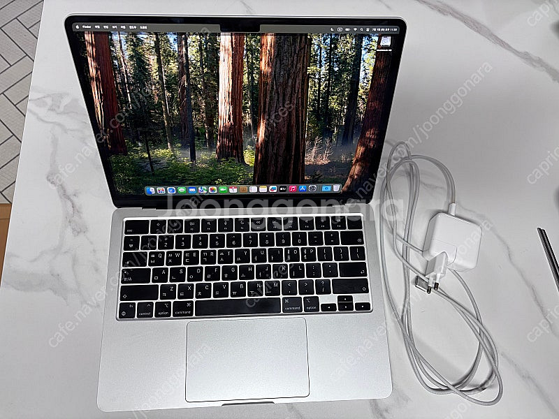 맥북에어 M2 실버 8GB 512GB 85만원--0