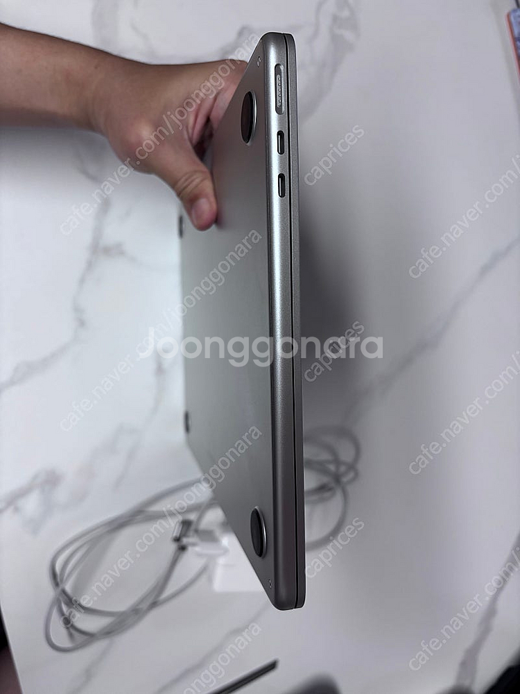 맥북에어 M2 실버 8GB 512GB 85만원--6