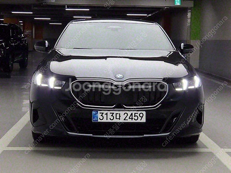 블랙 2024년형 BMW 5시리즈 중고 6,078 km...--0