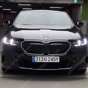 블랙 2024년형 BMW 5시리즈 중고 6,078 km M 스포츠 중고차싸게사기