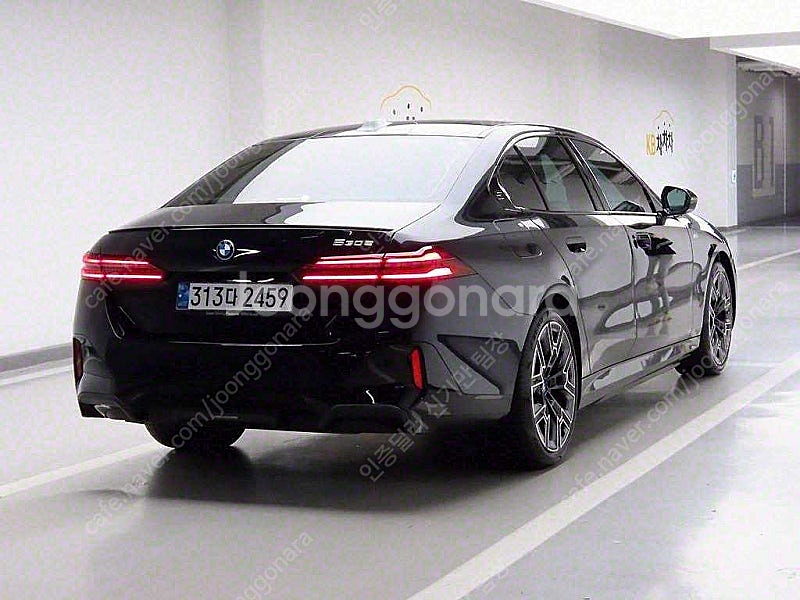 블랙 2024년형 BMW 5시리즈 중고 6,078 km...--9