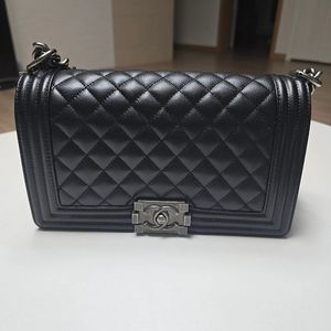 샤넬 보이백 미디움 빈티지 은장