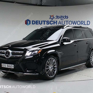 벤츠 GLS 중고 벤츠 GLS클래스 중고 검정색 2017년식 GLS500 4MATIC 중고차카페