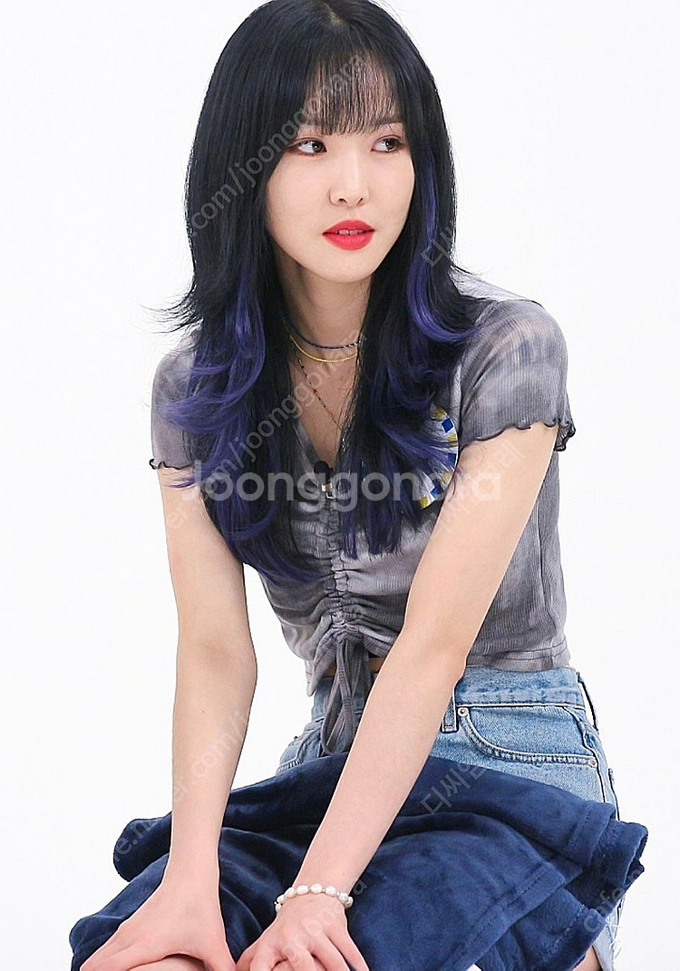 새상품) 러브이즈트루 크롭 (여자친구 유주님 착용), ...--0