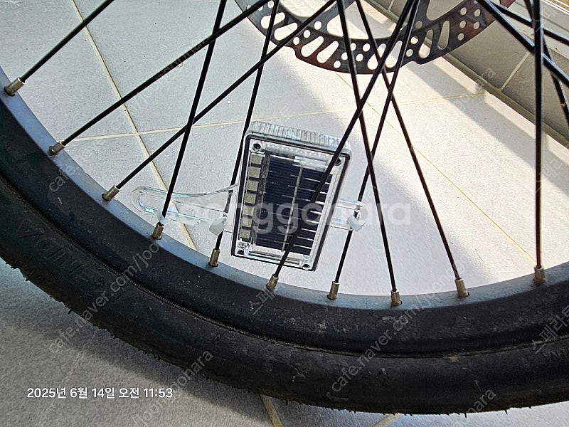 엘파마 스키드 전기자전거 화이트--5