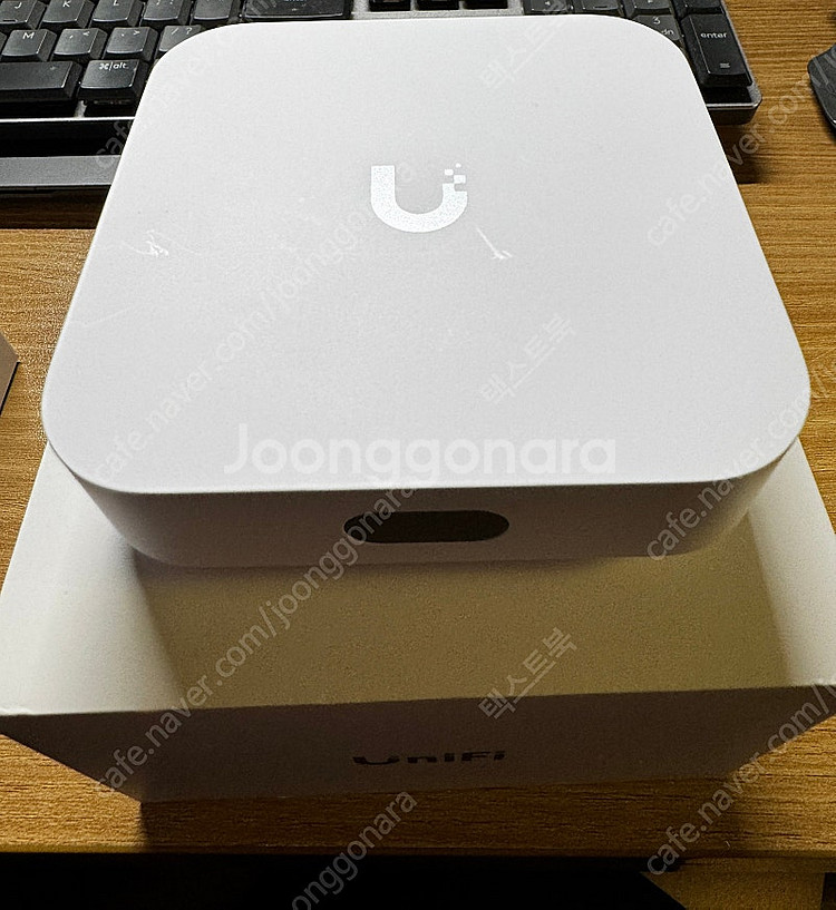 UniFi Express--2