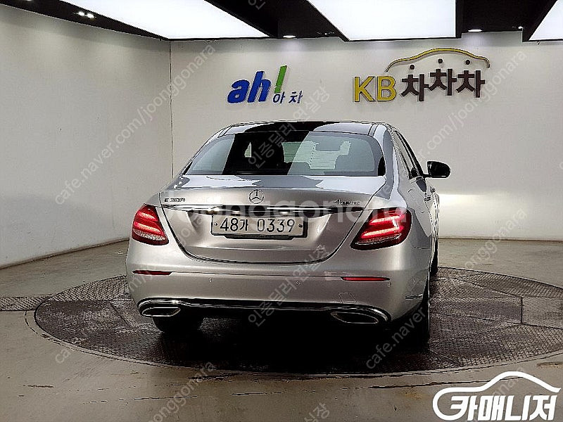 [벤츠]E-클래스 W213 E300 4MATIC 익스클...--3