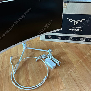 한성컴퓨터 TFG30F20W 200Hz 울트라와이드 모니터 30인치 무결점 팔아요